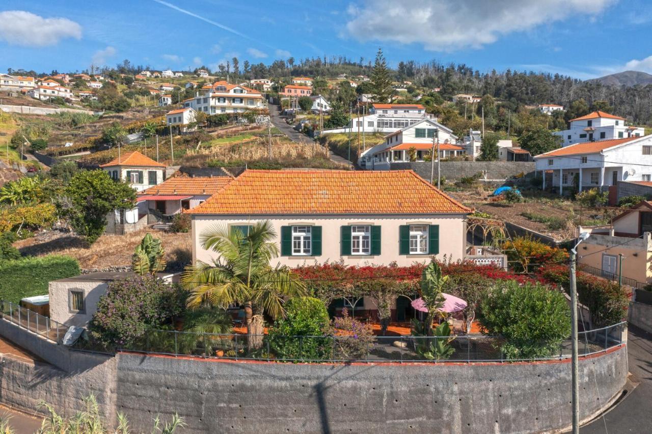 Cozy Villa Flora By Hr Madeira Estreito Da Calheta Buitenkant foto