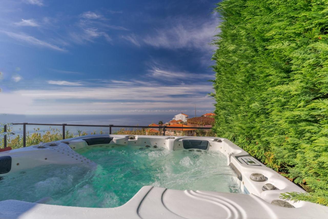 Cozy Villa Flora By Hr Madeira Estreito Da Calheta Buitenkant foto